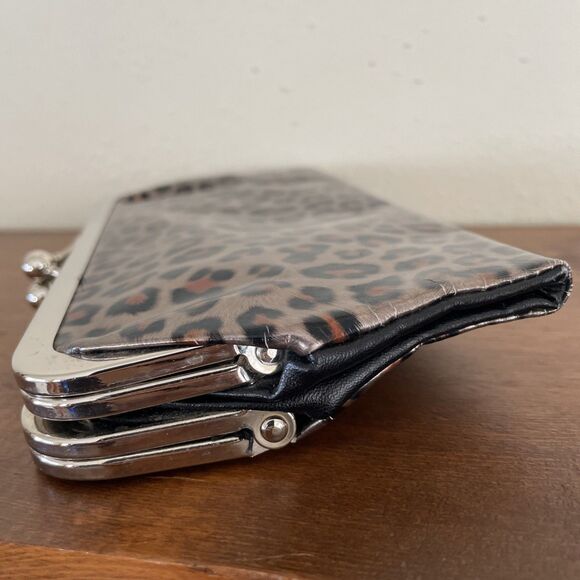 Leopard Cheetah Print Vinyl Clutch Wallet Double Kisslock & Magnetic Purse Retro - Picture 6 of 16